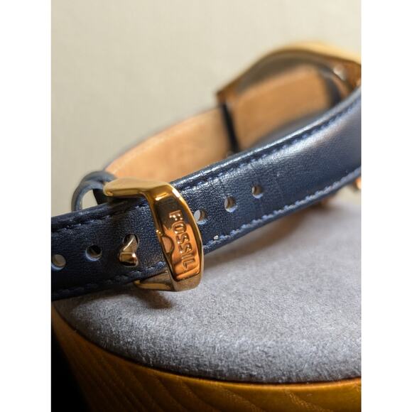 Fossil Watch BQ3121 Rose Gold Navy Chronograph Watch Leather Strap - Picture 4 of 10